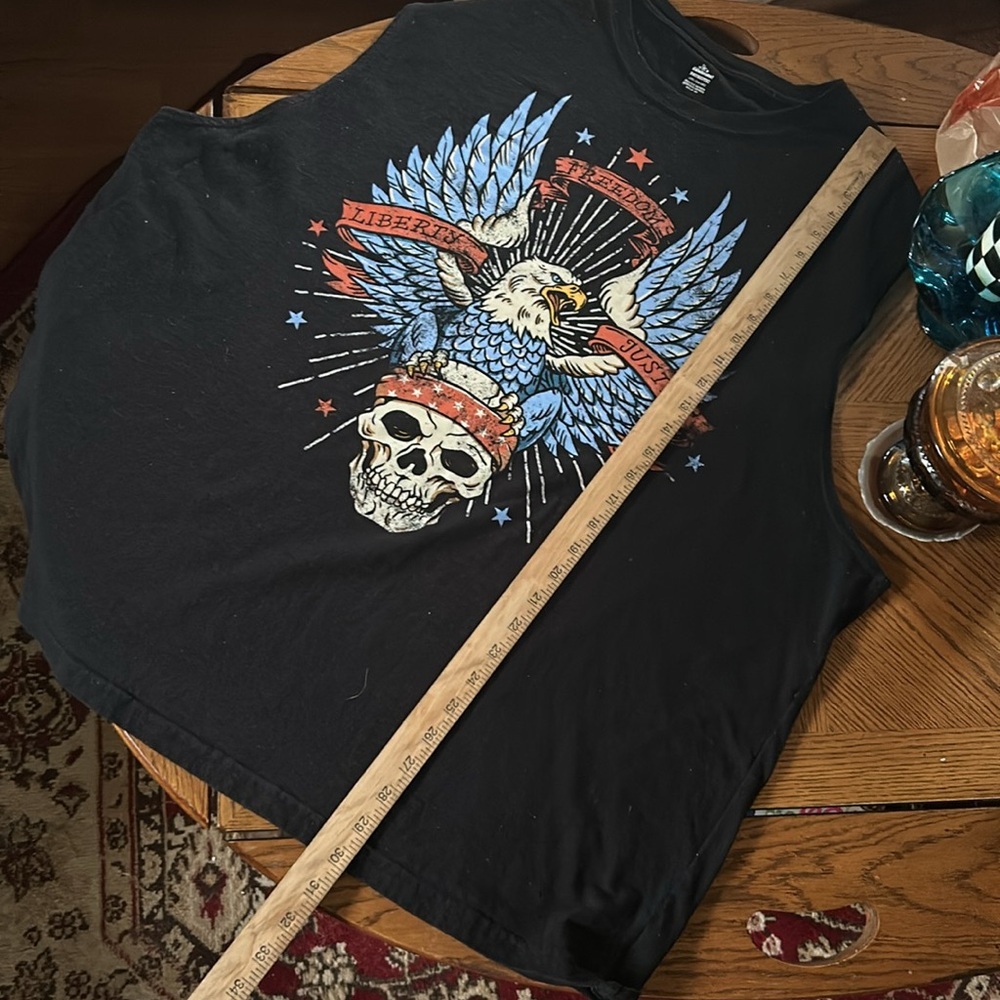 Skull Tank - Picture 10 of 11